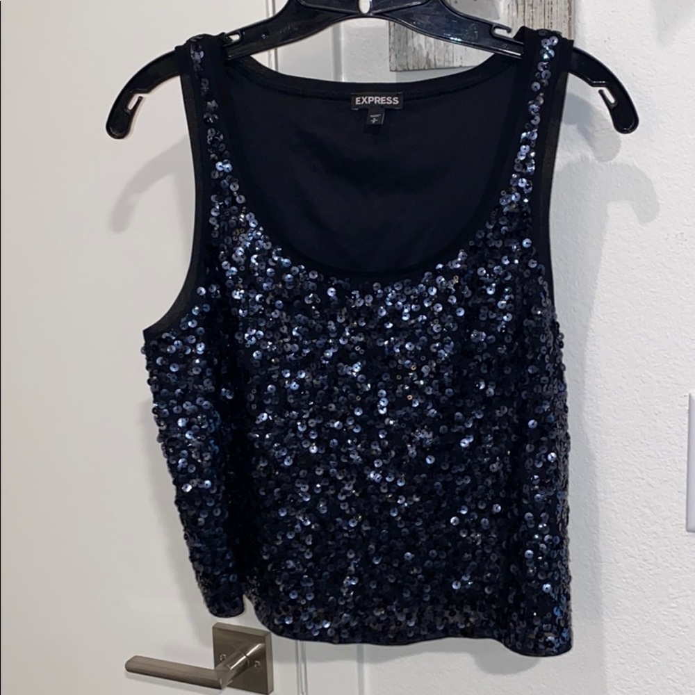 Sequence crop top